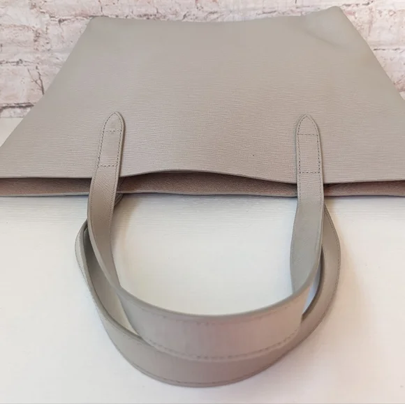 Cuyana Cream Tote Bag